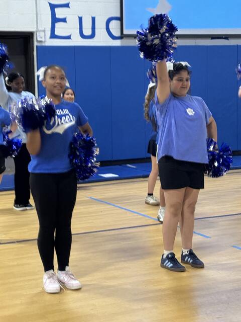 Image 2 of 24