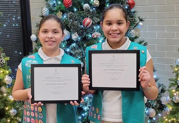 District 123 Students Honored with Girl Scout Bronze Award