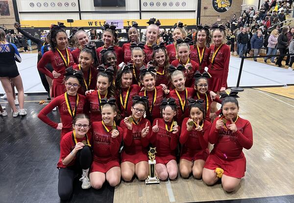 OLHMS Cheer Team Takes 1st Place!