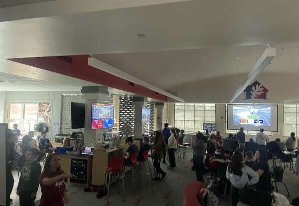 Mustangs Power Up at SWIC eSports Tournament