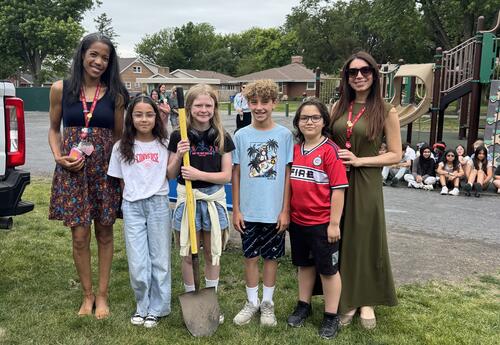 5th Graders with Mrs. Amra and Mrs. Crossley