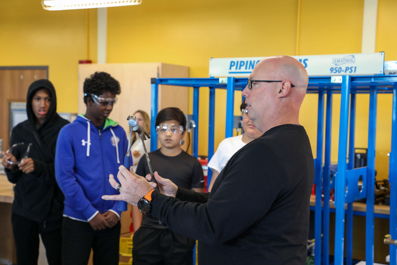 CTE: ENL Construction Demonstration | Career and Technical Education