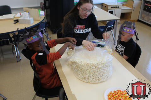 Изображение 8 из 12