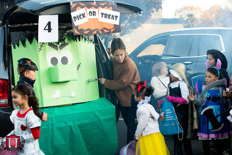 ရုပ်ပုံ ၃၄ ၏ ရုပ်ပုံ ၃၄