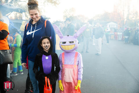 ၃၄ ရုပ်ပုံ ၁၈