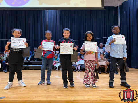 ຮູບ 3 ຂອງ 9