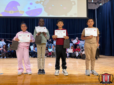 ຮູບພາບ 5 ຂອງ 9