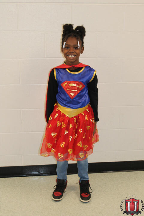 ၂၈ ရုပ်ပုံ ၂၁