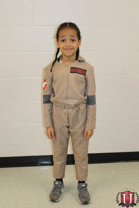 ၂၈ ရုပ်ပုံ ၂၆