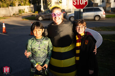 ຮູບ 10 ຂອງ 31