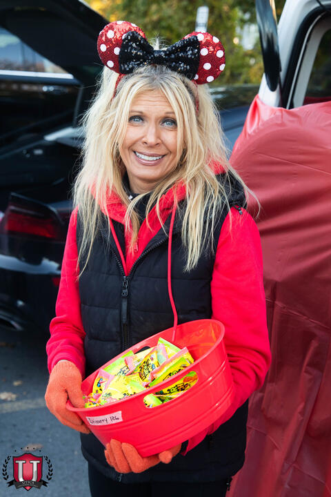 ຮູບ 13 ຂອງ 31