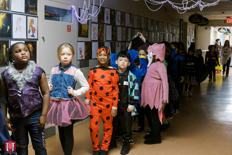 รูปภาพ 4 / 10