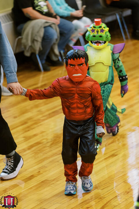 ၂၇ ရုပ်ပုံ ၈