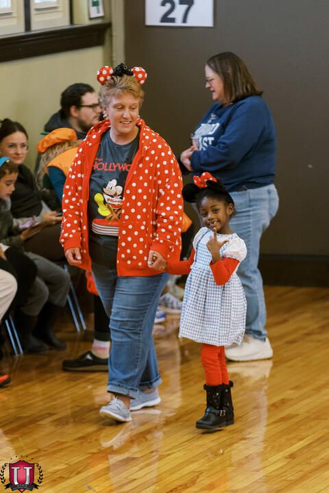 ရုပ်ပုံ ၁၂ ပုံ ၂၇