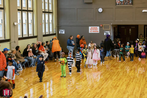 ၂၇ ရုပ်ပုံ ၁၃