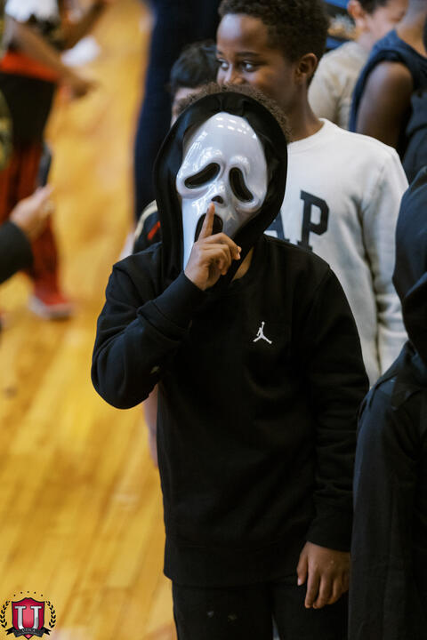 ရုပ်ပုံ ၂၂ ပုံ ၂၇