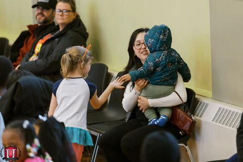 ၂၇ ရုပ်ပုံ ၂၅