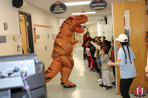 ลําดับภาพที่ 28/55