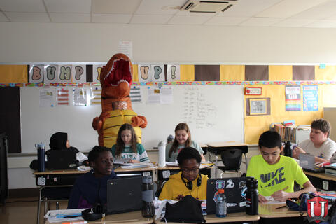 ลําดับภาพที่ 40/55