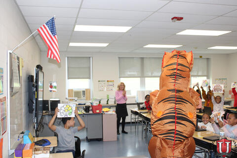 ลําดับภาพที่ 53/55