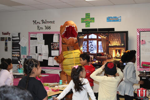 ลําดับภาพที่ 54/55