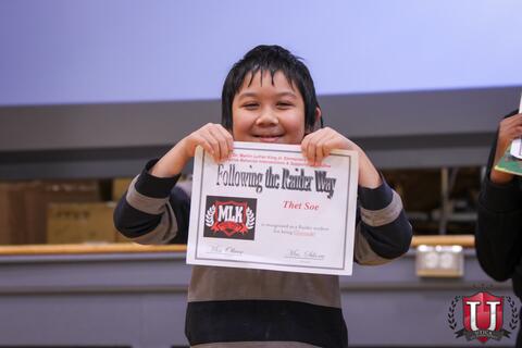 ရုပ်ပုံ ၅