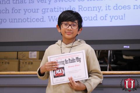 ရုပ်ပုံ ၄