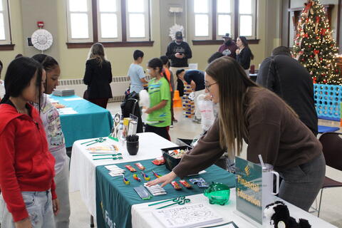 Изображение 15 от 30