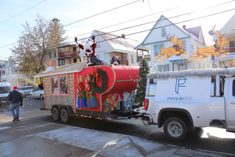 ၂၁ ရုပ်ပုံ ၃