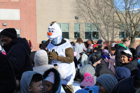 ၂၁ ရုပ်ပုံ ၁၇