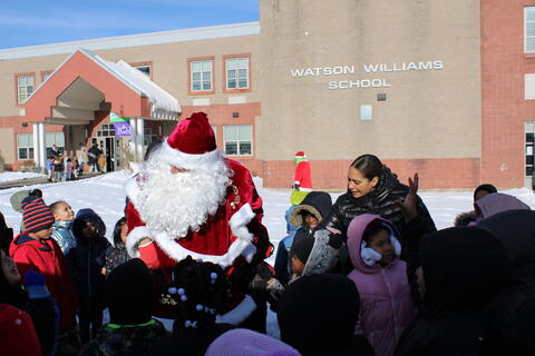 ၂၁ ရုပ်ပုံ ၁၆