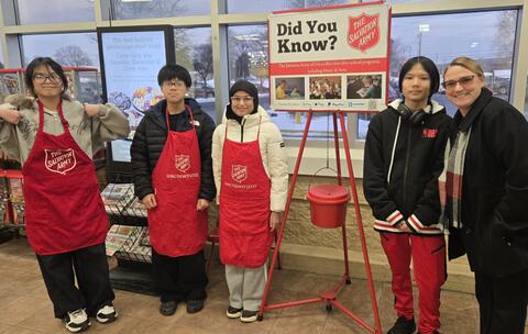 រូបភាព 2 នៃ 4