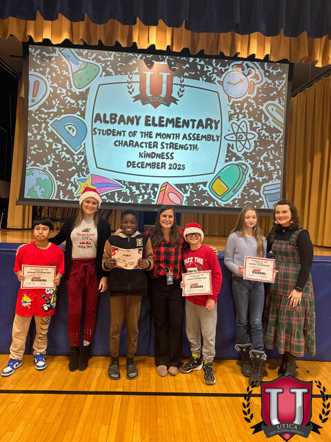 រូបភាព 9 នៃ 13