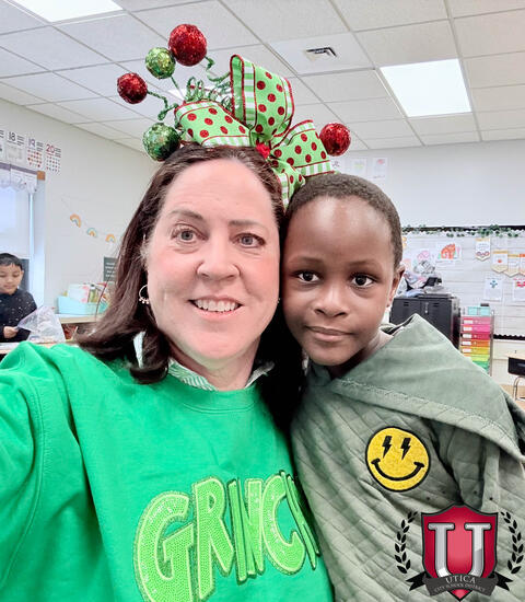 61 ਵਿੱਚੋਂ 14 ਚਿੱਤਰ 14