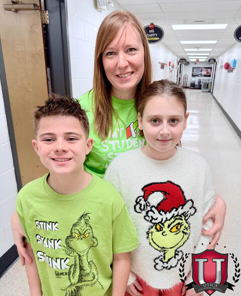 61 ਵਿੱਚੋਂ 29 ਚਿੱਤਰ