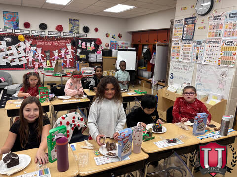 61 ਵਿੱਚੋਂ 41 ਚਿੱਤਰ 41