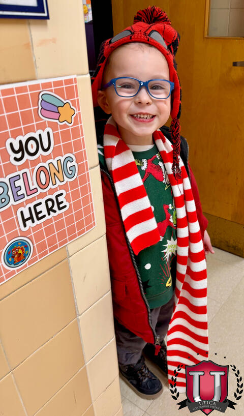 61 ਵਿੱਚੋਂ 36 ਚਿੱਤਰ