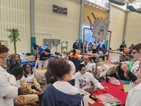 تصویر 12 میں سے 19