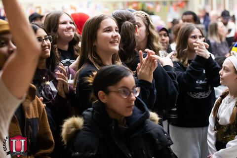 ਚਿੱਤਰ 32 ਵਿੱਚੋਂ 21