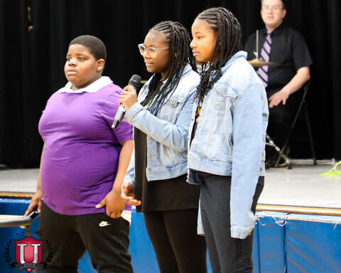 ຮູບພາບ 30 ຂອງ 35