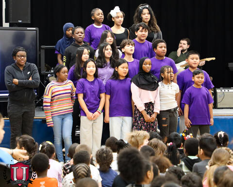 ຮູບ 34 ຂອງ 35