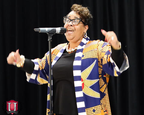 ຮູບ 10 ຂອງ 35