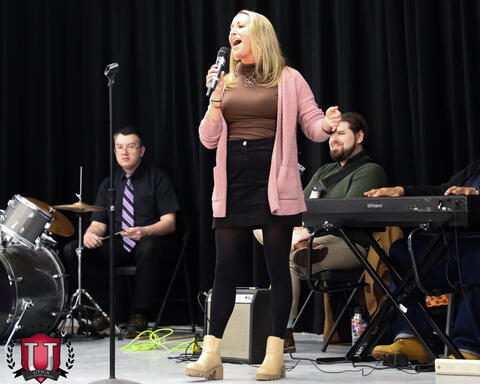 ຮູບ 19 ຂອງ 35