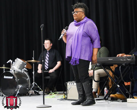 ຮູບ 20 ຂອງ 35