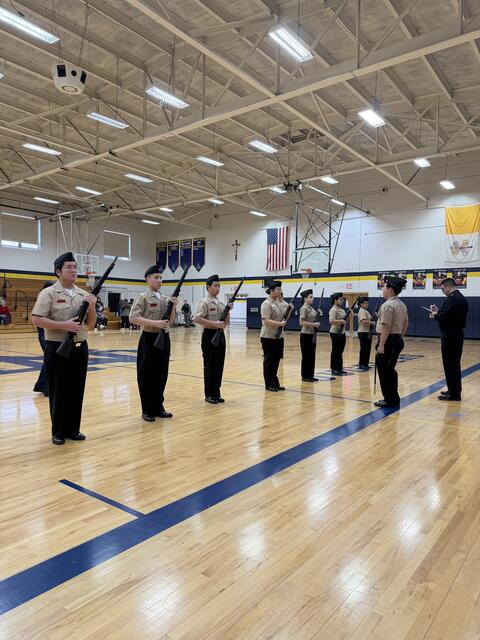 រូបភាព 3 នៃ 9