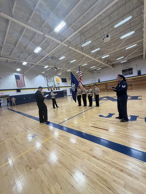 រូបភាព 4 នៃ 9