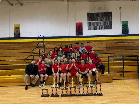 រូបភាព ២ នៃ ៩