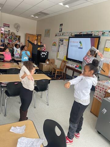 ຮູບພາບ 2 ຂອງ 8