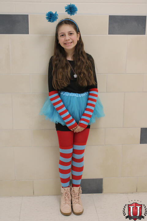 ၁၉ ရုပ်ပုံ ၁၆