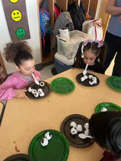 ၁၉ ရုပ်ပုံ ၁၂